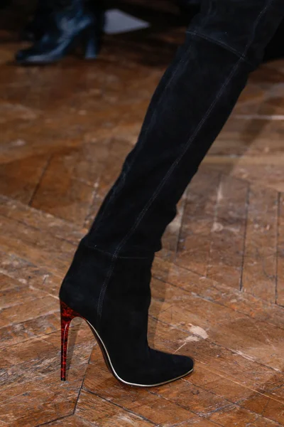 Look 2